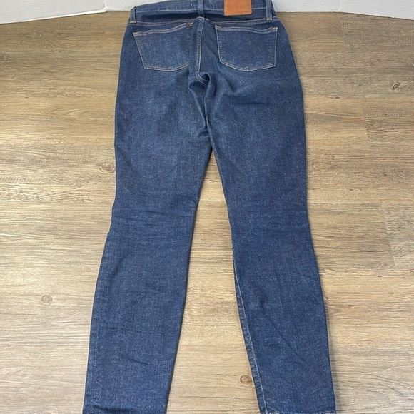 J. Crew Women’s Mid Rise 8” Toothpick Skinny Jeans, size 28L - Picture 11 of 11